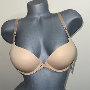 SUPER PUSH UP EXTREME PADDED PUSH UP ADD 2 CUP SIZE BOMBSHELL BRA.